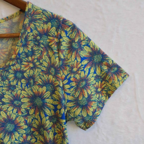 LuLaRoe Classic T Sunflower Print - XS - Picture 4 of 8
